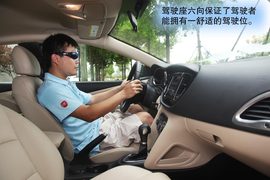 试驾广汽菲亚特菲翔1.4T+6DDCT悦享版