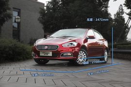 试驾广汽菲亚特菲翔1.4T+6DDCT悦享版