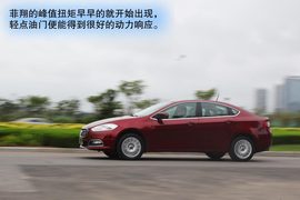 试驾广汽菲亚特菲翔1.4T+6DDCT悦享版