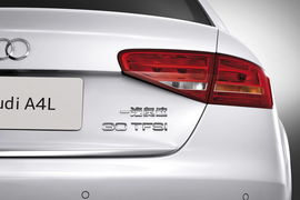 2013款一汽奥迪A4L