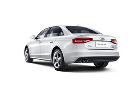 2013款一汽奥迪A4L