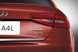 2013款一汽奥迪A4L