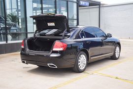 2012款双龙主席2.8L