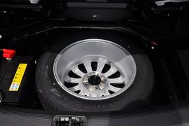 2012款双龙主席2.8L