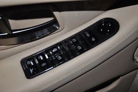 2012款双龙主席2.8L