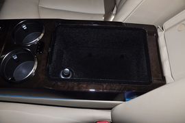 2012款双龙主席2.8L