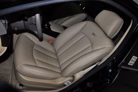 2012款双龙主席2.8L