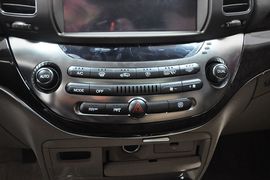 2012款双龙主席2.8L