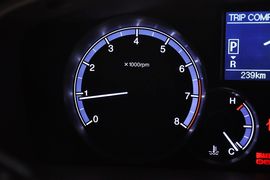 2012款双龙主席2.8L