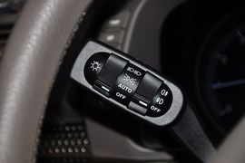 2012款双龙主席2.8L