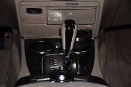 2012款双龙主席2.8L