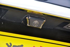 2012款双龙主席2.8L