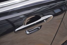 2012款双龙主席2.8L