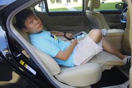 2013款雷克萨斯LS海外试驾实拍