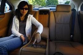 2013款雷克萨斯LS海外试驾实拍