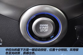 2012款现代飞思Veloster