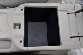 2012款日产新轩逸1.6XE手动豪华型