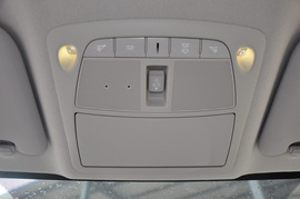 2012款日产新轩逸1.6XE手动豪华型