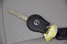 2012款日产新轩逸1.6XE手动豪华型