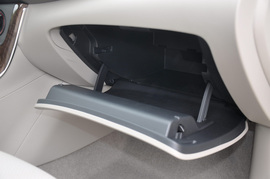 2012款日产新轩逸1.6XE手动豪华型