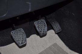 2012款日产奇骏2.0L