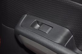 2012款日产奇骏2.0L