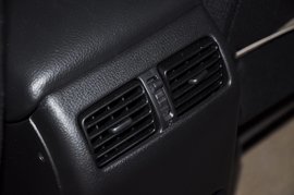 2012款日产奇骏2.0L