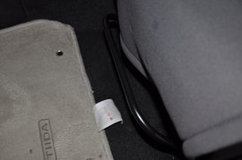 2012款日产奇骏2.0L
