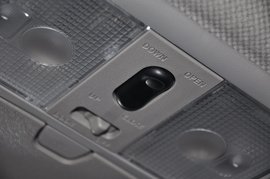 2012款日产奇骏2.0L