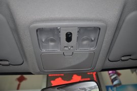 2012款日产奇骏2.0L