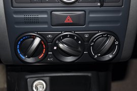 2012款日产奇骏2.0L