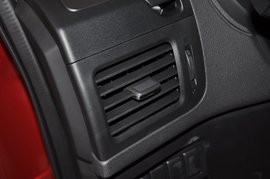2012款日产奇骏2.0L