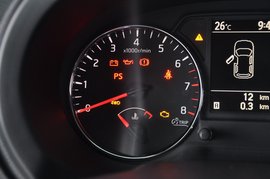 2012款日产奇骏2.0L
