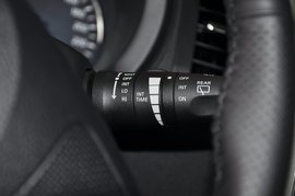 2012款日产奇骏2.0L