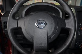 2012款日产奇骏2.0L