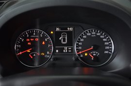 2012款日产奇骏2.0L