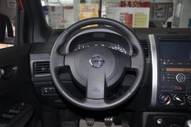 2012款日产奇骏2.0L