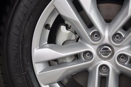 2012款日产奇骏2.0L