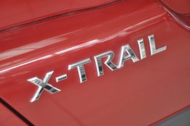 2012款日产奇骏2.0L