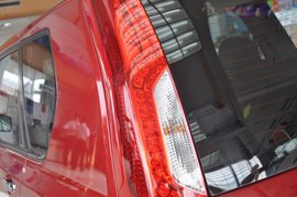 2012款日产奇骏2.0L