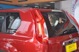 2012款日产奇骏2.0L