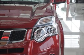 2012款日产奇骏2.0L