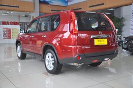 2012款日产奇骏2.0L