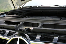 2012款奔驰ML350动感型试驾