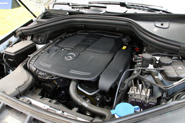 2012款奔驰ML350动感型试驾