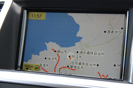 2012款奔驰ML350动感型试驾