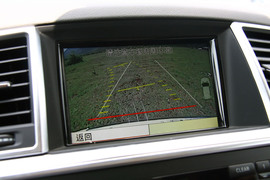 2012款奔驰ML350动感型试驾