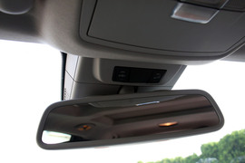 2012款奔驰ML350动感型试驾