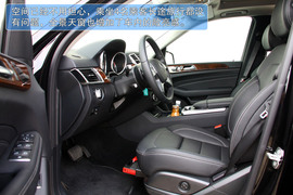 2012款奔驰ML350动感型试驾