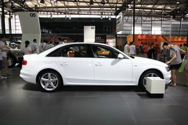 奥迪A4L